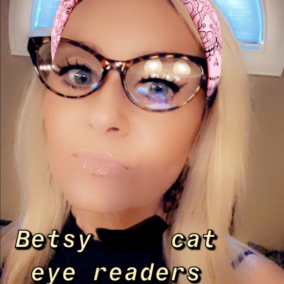Betsy Johnson tortoise cat eye readers - Picture 4 of 8